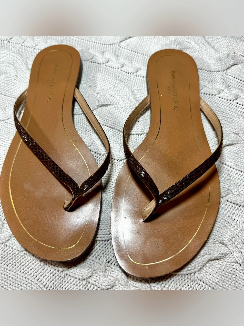 Banana Republic Factory Brown Faux Snake Skin Trim Flip Flops